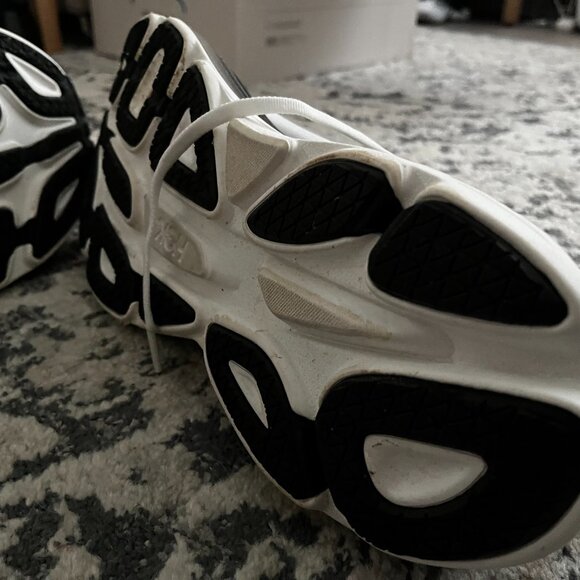 Hoka Bondi 8 Shoes Size 11.5D - Picture 5 of 8